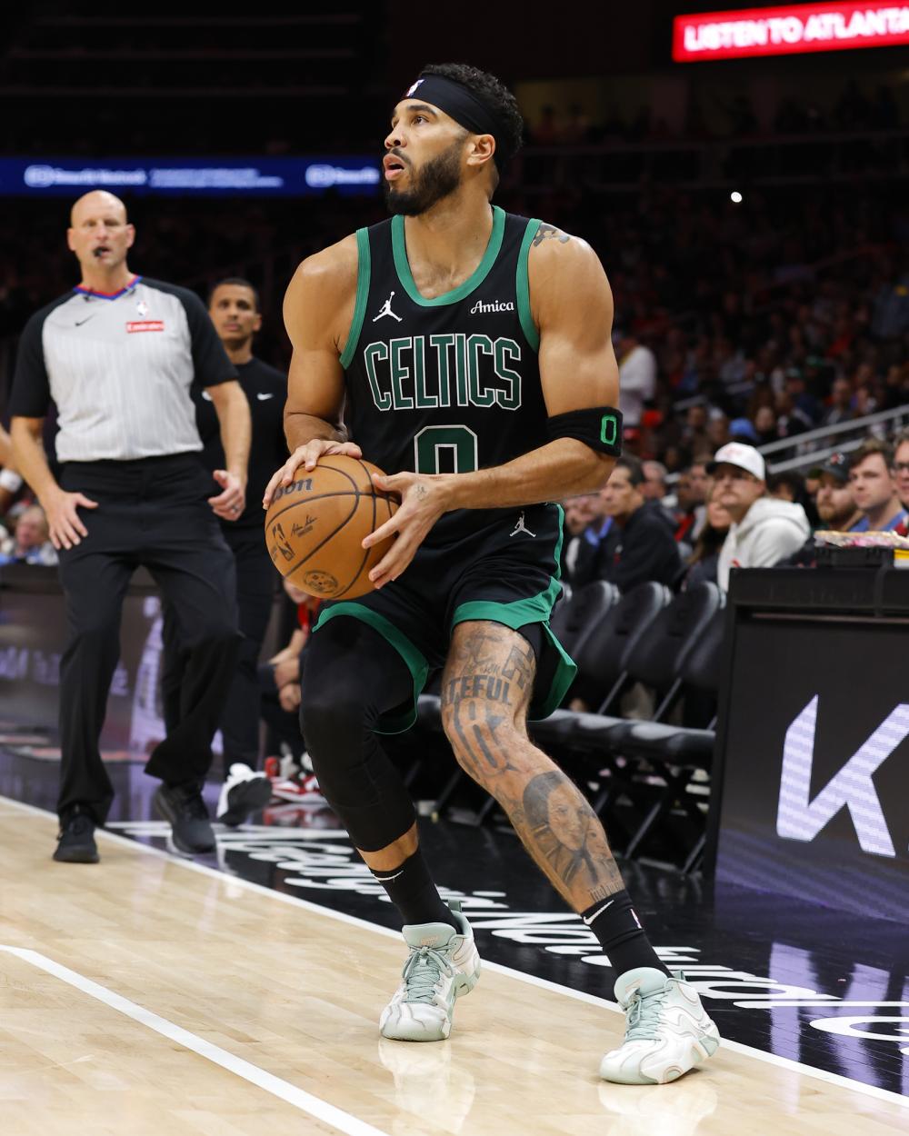 赵睿情绪激 赵睿情绪激