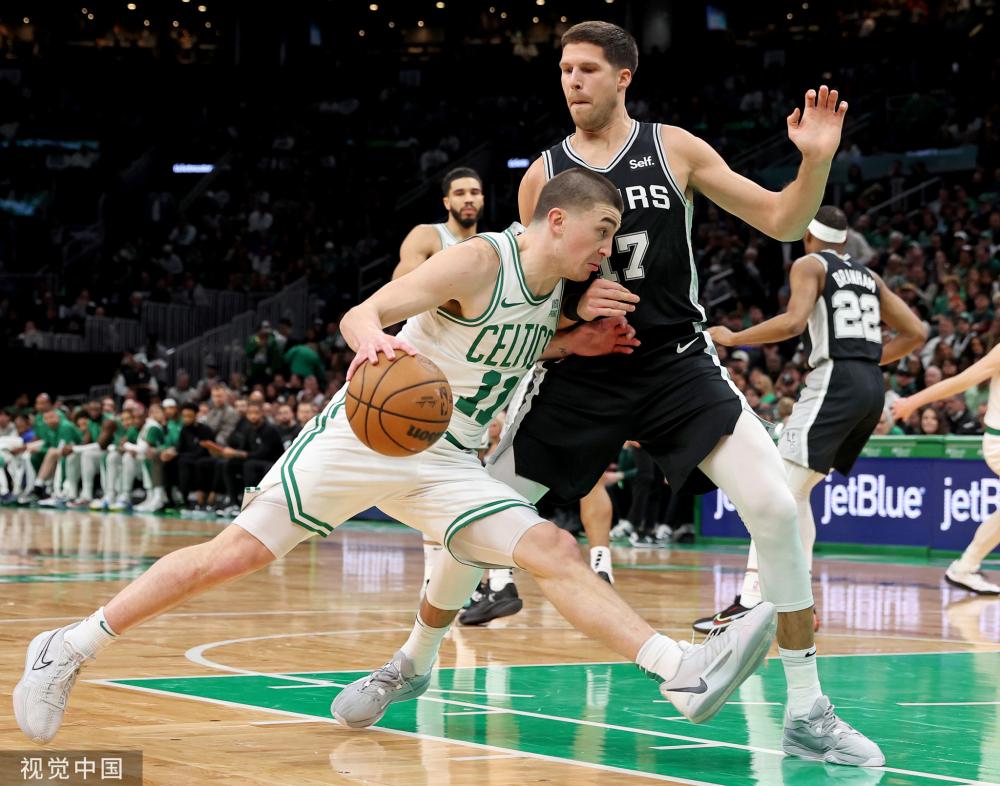 是球队中的 是球队中的