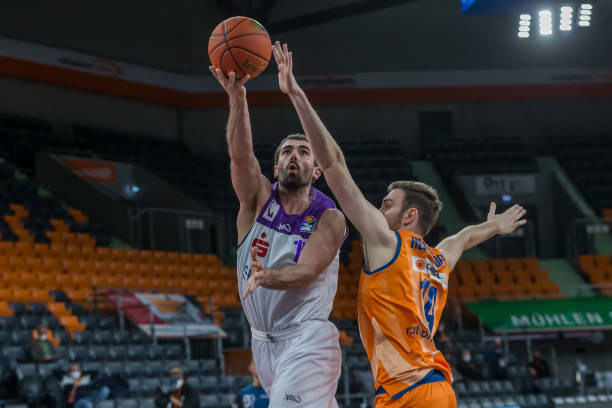 重新评估 重新评估